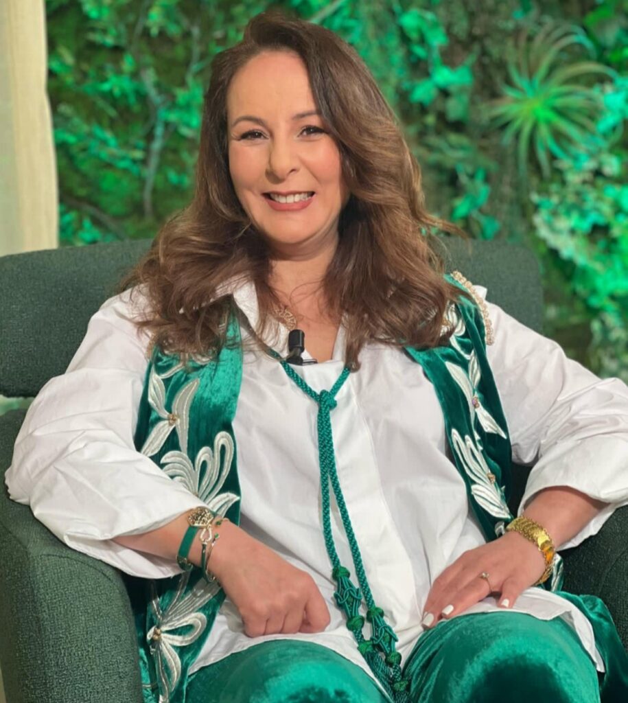 رشيدة المرنيسي.. نكافة مغربية تتألق في فرنسا وتنشر عبق التقاليد الأصيلة